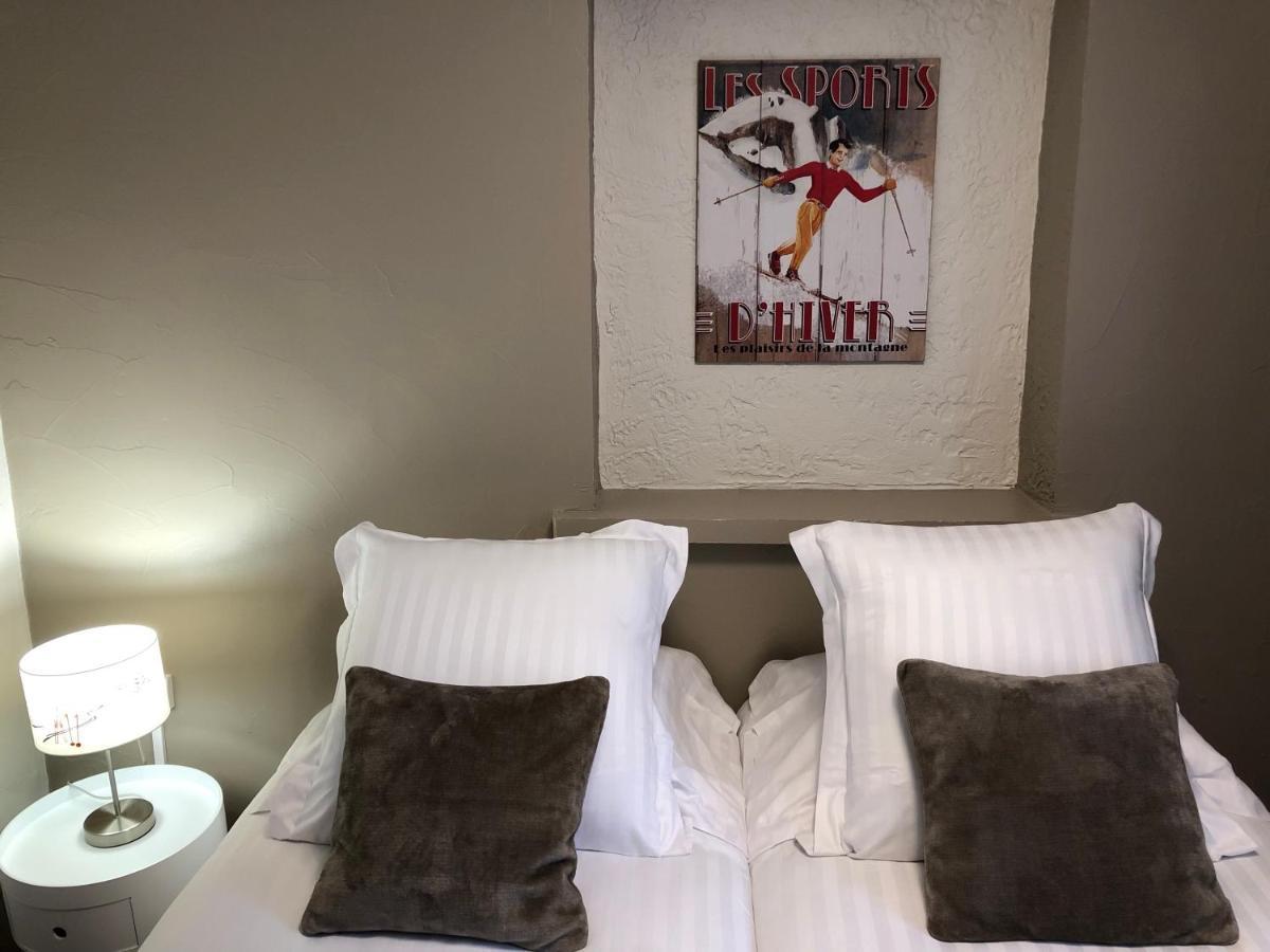 בוי Hotel Genepi מראה חיצוני תמונה